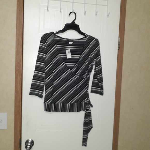 Langenis long sleeved blouse - Picture 1 of 2